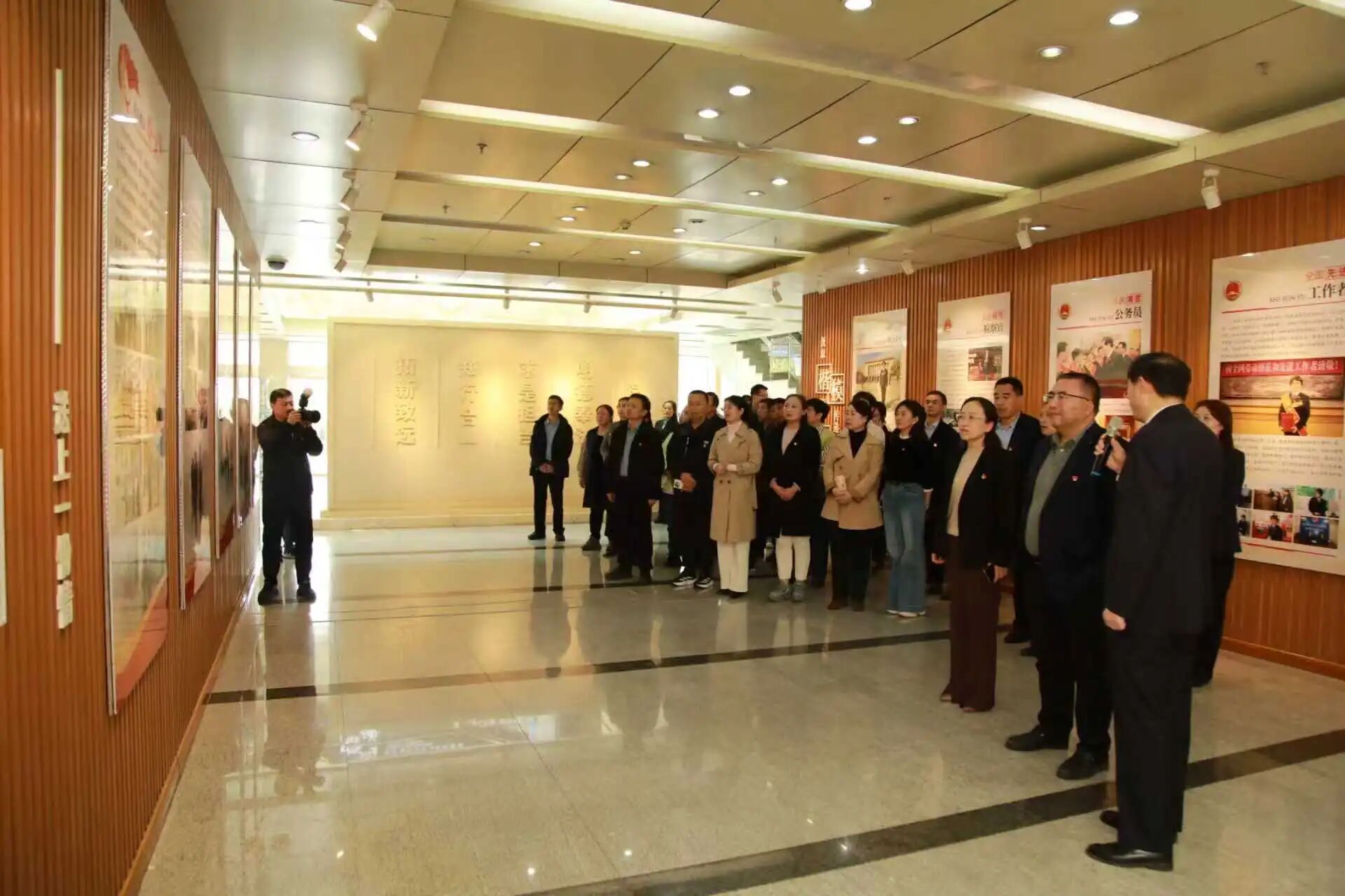 我院赴市中区检察院党建教育基地开展警示教育活动